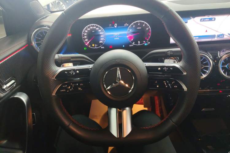 Used Mercedes-Benz A-Class 2023 A 200 L Fashion Model Steering Wheel