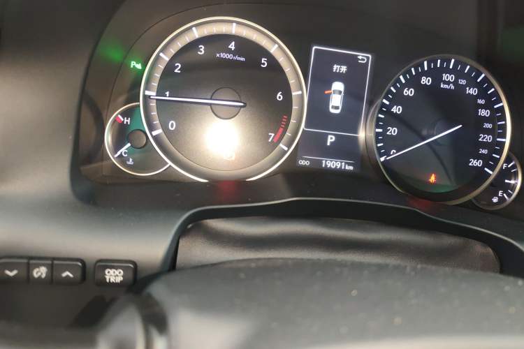 Used Lexus ES 2017 200 30th Anniversary Edition
