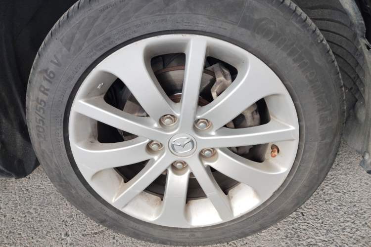 Used Mazda 6 2012 2.0L Automatic Fashion Edition Right Front Wheel Hub