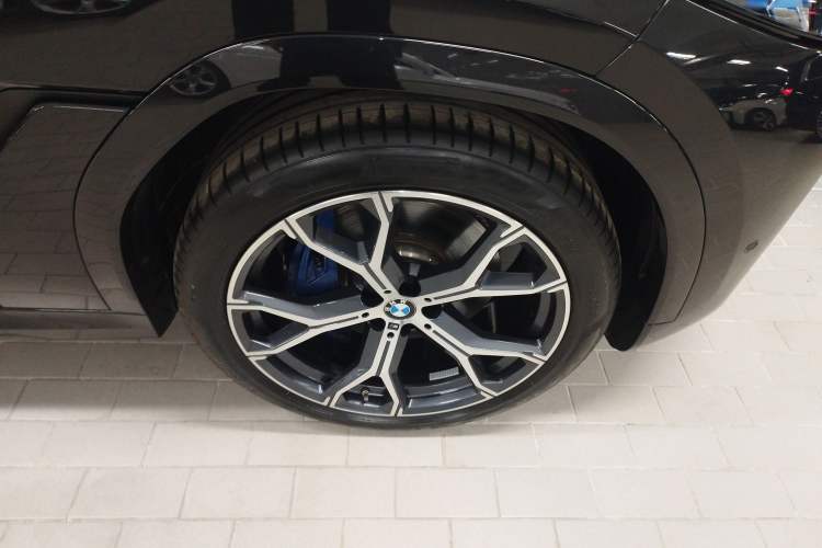 Used BMW X6 2023 xDrive40i Luxury Model with M Sport Package