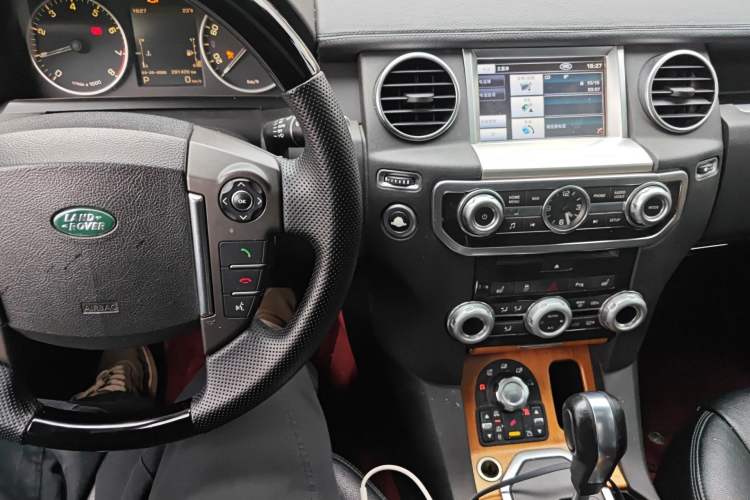 Used Land Rover Discovery 2012 5.0 V8 SE