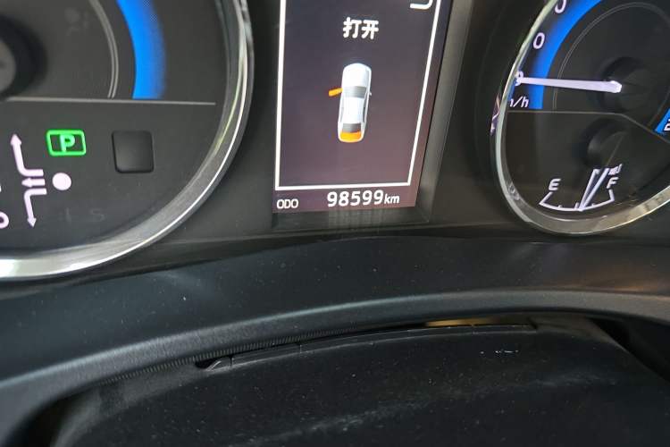 Used Toyota Levin 2018 Dual-Engine 1.8H GS-V E-CVT Prestige Version China VI Standard
