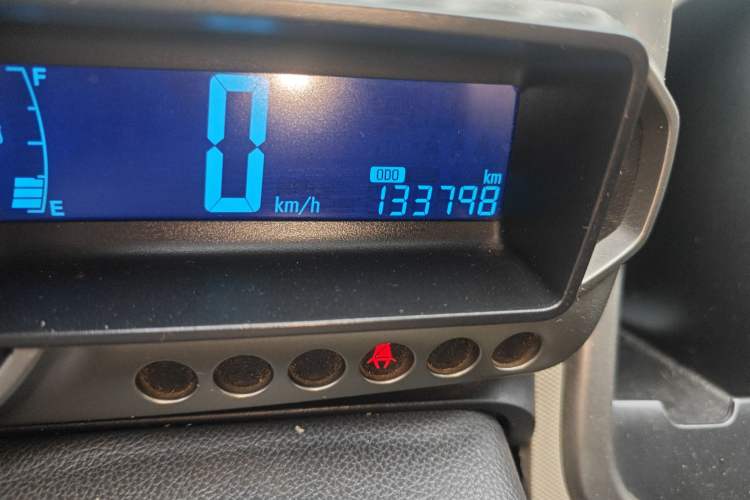 Used Chevrolet Aveo Sonic 2011 Sedan 1.4L Manual Transmission SE