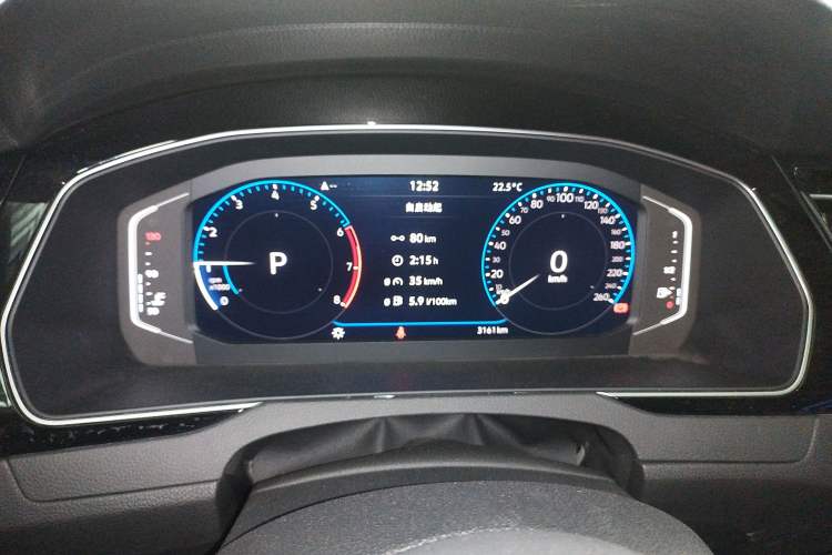 Used Volkswagen Magotan 2025 Revised Version 2 Zhongxiang Edition 330TSI DSG Luxury Trim