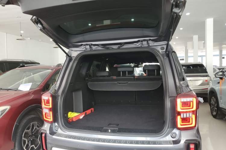 Used GAC Trumpchi GS8 2020 GS8S 390T Two-Wheel Drive Luxury Smart Connectivity Version