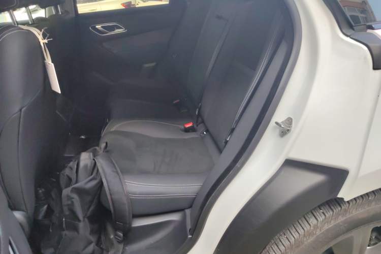 Used Land Rover Range Velar 2022 250 PS Left Rear Seat