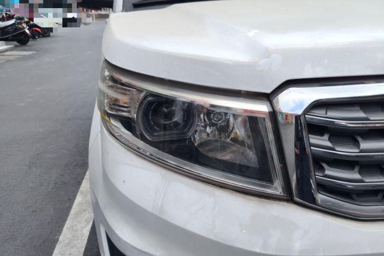 Used CHANGAN OSHAN X70A 2018 1.5L Manual Standard Edition Right Front Headlight