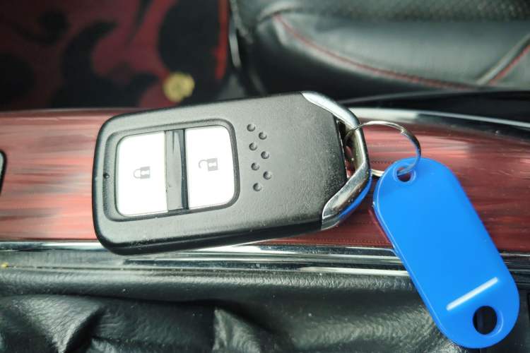 Used Honda XR-V 2015 1.8L VTi CVT Luxury Edition