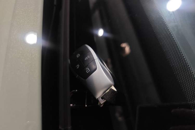 Used BAIC Off-Road BJ30 2024 1.5T Magic Electric Drive Advanced Version Interior 1