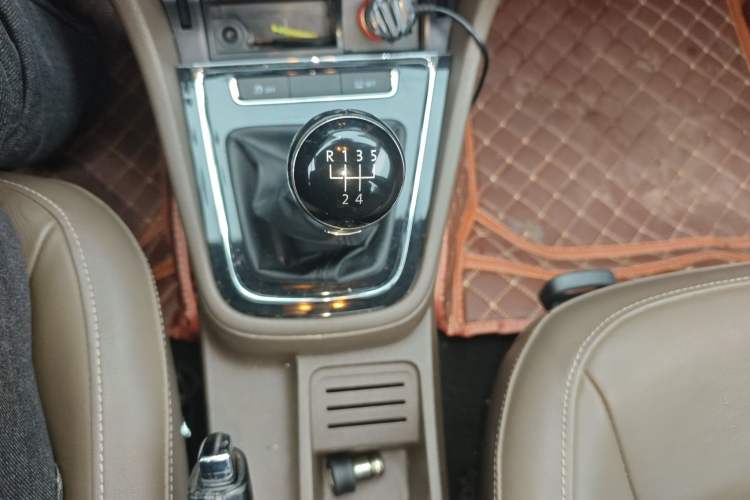 Used Volkswagen Bora 2013 1.6L Manual Comfort Model