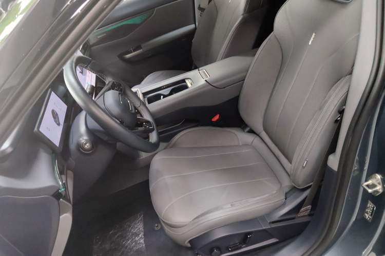 Used Lynk & Co 07 2024 EM-P 126 Long-Range Ultra