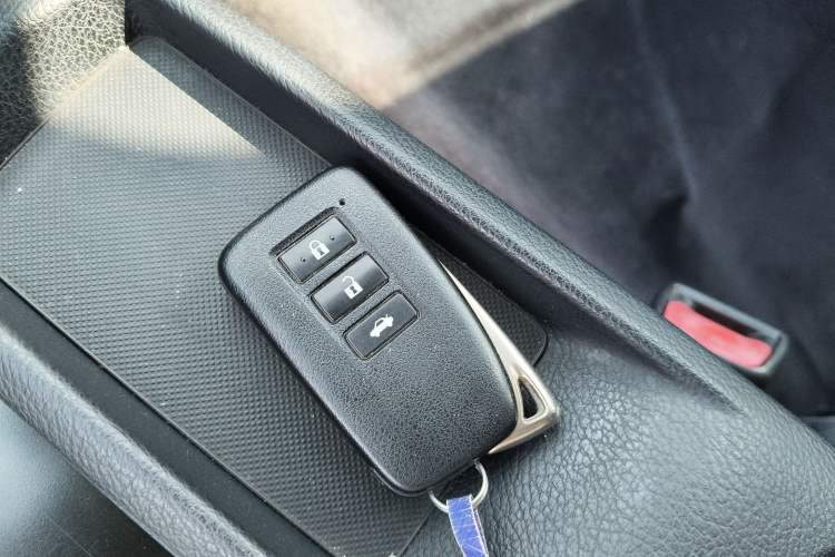 Used Lexus IS 2013 250 Leading Edition