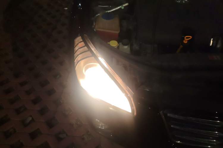 Used Bestune B50 2013 1.6L manual Partner Edition Right Front Headlight