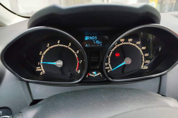 Used Ford Fiesta 2013 Hatchback 1.5L Automatic Fashion Edition
