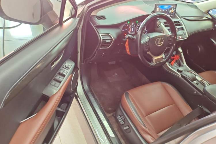 Used Lexus NX 2015 200T All-Wheel-Drive Fēngshàng Edition