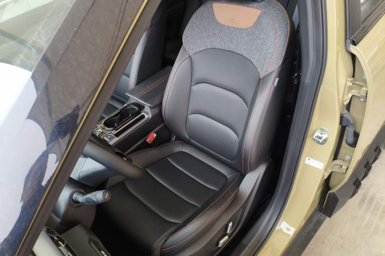 Used Geely Auto Cowboy 2025 1.5TD Fun-Offroad Version
