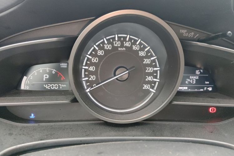 Used Mazda 3 Axela 2017 Sedan 1.5L Automatic Comfort Model Emission Standard China V Instrument Cluster