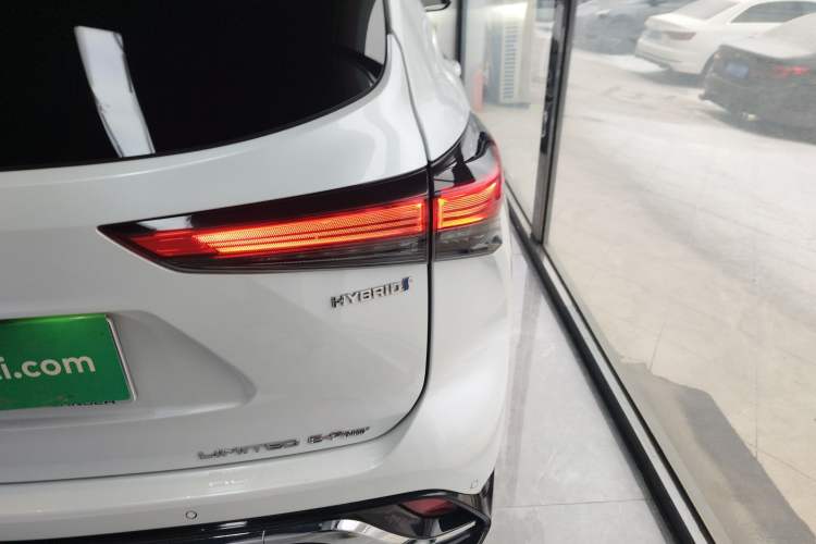 Used Toyota Highlander 2022 Dual-Engine 2.5L Four-Wheel Drive Supreme Edition 7-Seater
