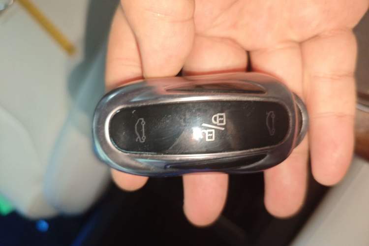 Used Tesla Model X 2017 X 100D Long Range Edition
