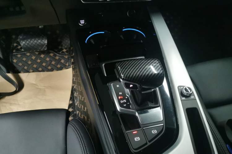 Used Audi A5 2024 Sportback 40 TFSI quattro Luxury Dynamic Model
