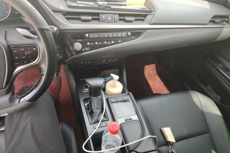 Used Lexus ES 2020 200 Luxury Edition