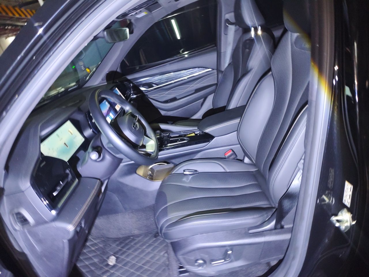 Geely Auto Monjaro L 2024 2.0TD DCT EVO Two-Wheel Drive Long-Range Version — снимка 15