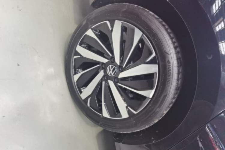 Used Volkswagen Passat 2025 Outstanding Model 380TSI Dragon Glory Edition
