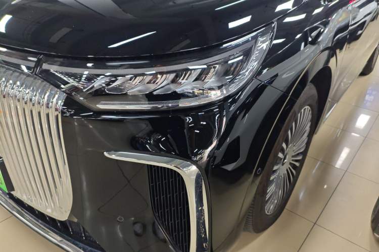 Used VOYAH Dream 2025 PHEV Four-Wheel Drive Excellence Kunpeng Edition