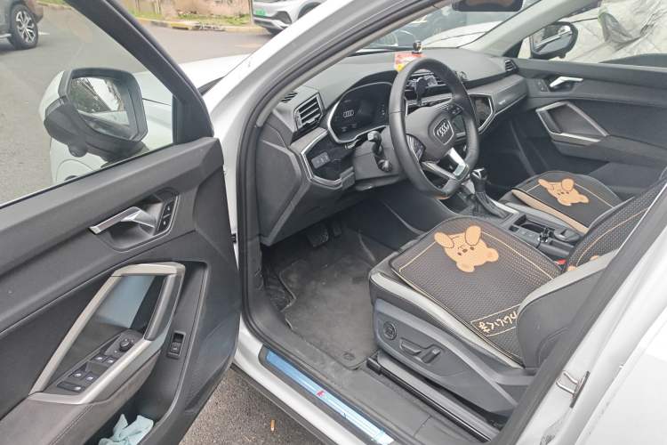 Used Audi Q3 2023 35 TFSI Fashion Dynamic Model (1.4T)