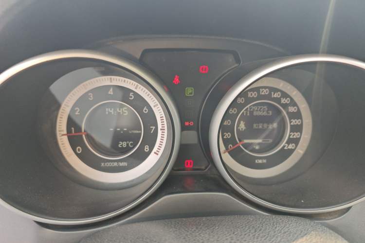 Used Bestune X80 2013 2.0L automatic comfort version
