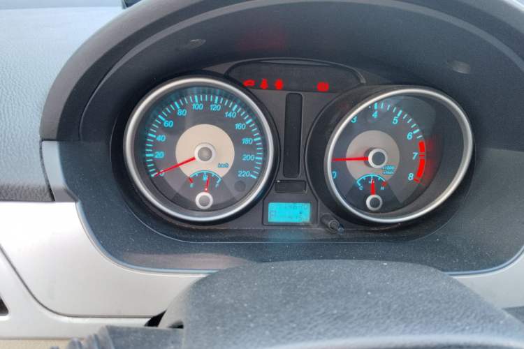 Used Buick Excelle 2013 1.5L Automatic Classic Model
