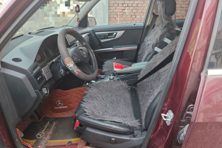 Used Mercedes-Benz GLK-Class 2011 GLK 300 4MATIC Fashion Model Left Front Seat