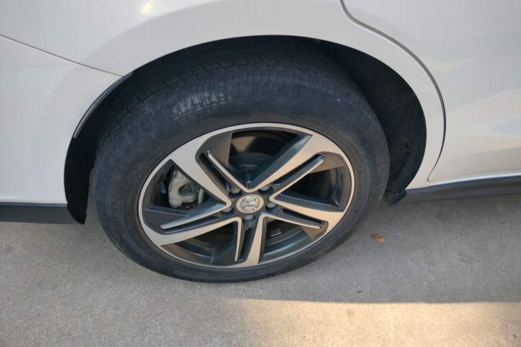 Used BAIC Beijing EU5 2018 R550 Smart Trend Edition
