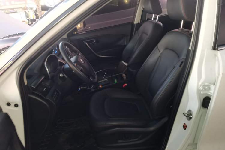 Used Bestune X80 2015 1.8T Automatic Luxury Model
