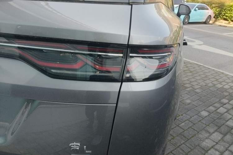 Used BYD Song L DM-i 2024 160km Beyond Edition
