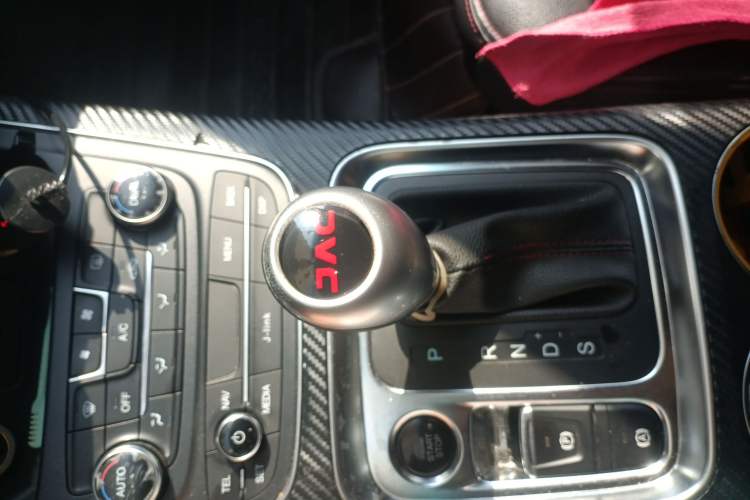 Used JAC Refine S7 2018 Super Edition 251T Automatic Elite Model
