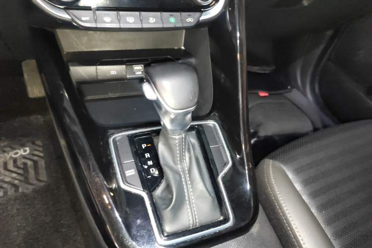 Used Kia Sportage R 2018 2.0L Automatic Smart Luxury Version China V Standard
