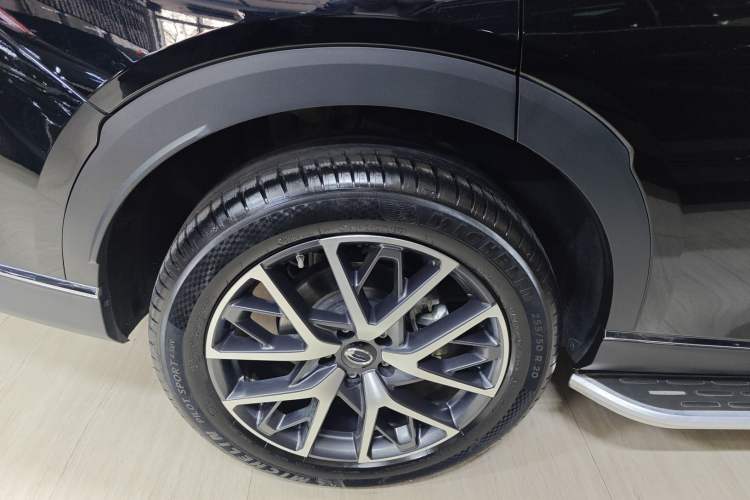 Used GAC Trumpchi GS8 2024 Linghang Series 2.0 TGDI Two-Wheel Drive Luxury Smart Connectivity Version