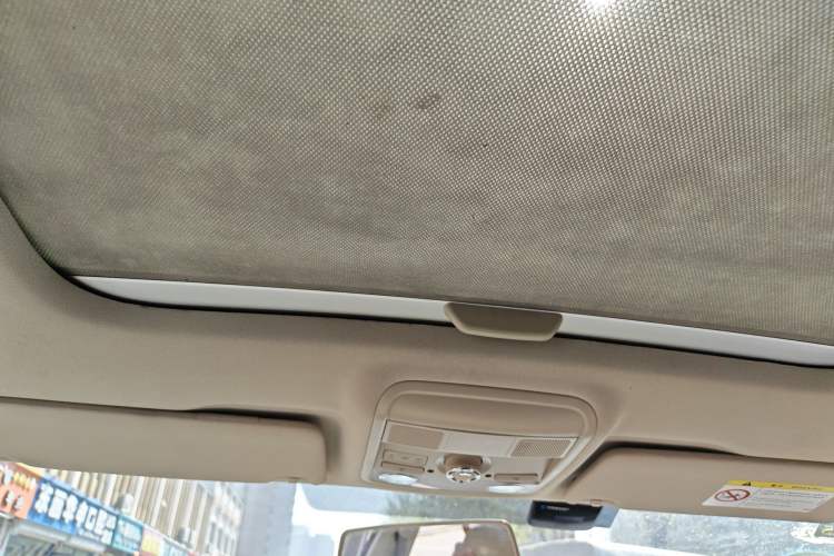 Used Skoda Octavia 2015 1.6L Manual Yijun Edition Headliner