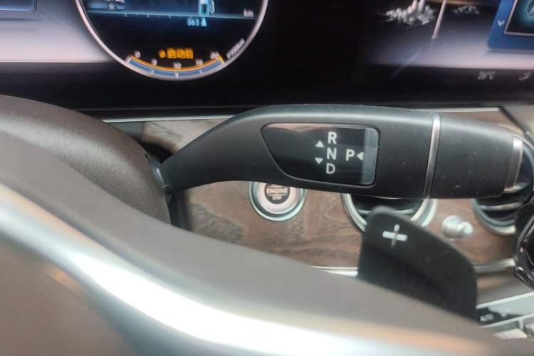 Used Mercedes-Benz E-Class 2019 E 260 L
