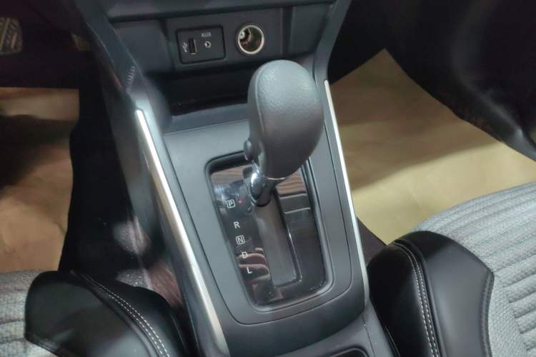 Used Nissan Sylphy 2022 Classic 1.6XE CVT Comfort Edition Gear Lever