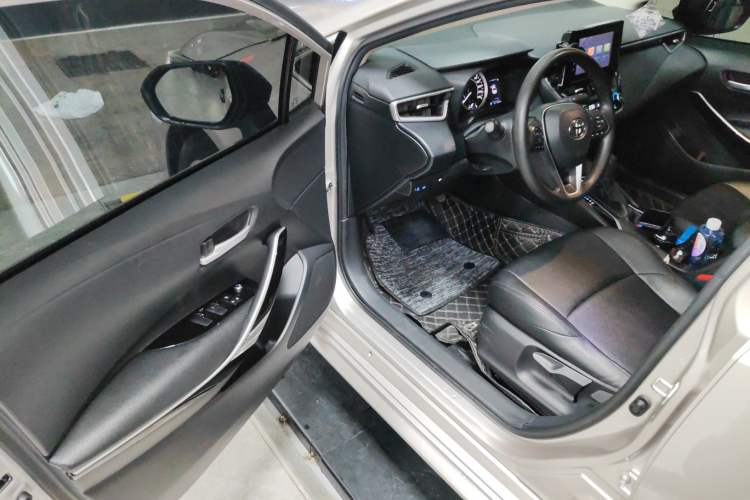 Used Toyota Levin 2023 2.0L Leading Edition Driver Seat