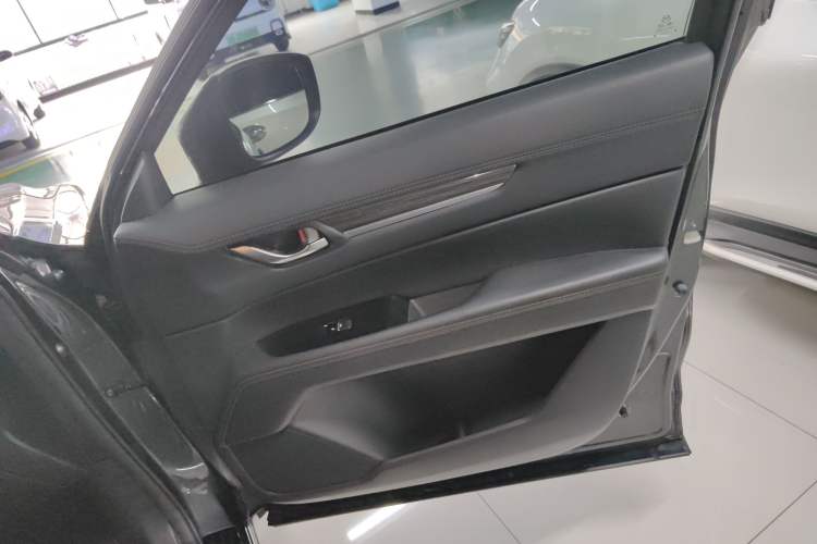 Used Mazda CX-5 2021 2.5L Automatic Two-Wheel Drive ZhiZun Version
