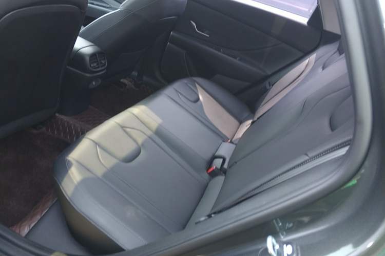 Used Hyundai Elantra 2023 1.5L CVT GLX Elite Edition Left Rear Seat