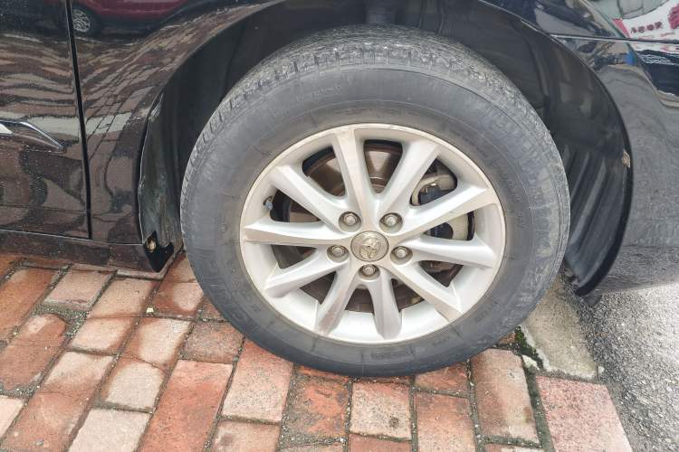 Used Toyota Camry 2011 200G Classic Anniversary Edition Right Front Wheel Hub