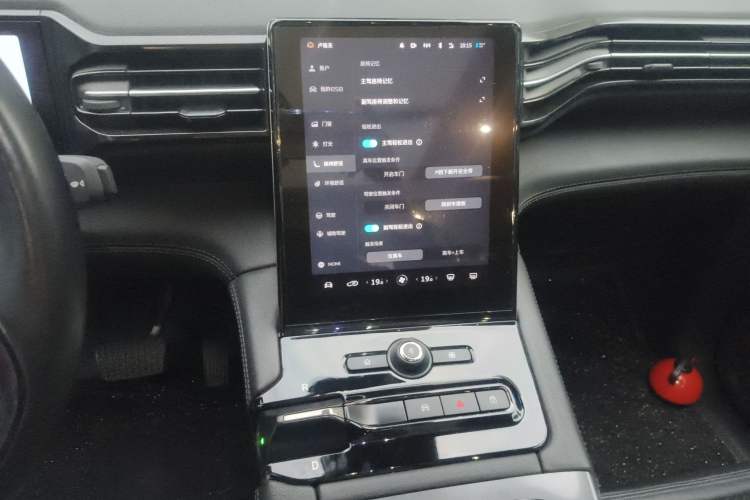 Used Nio ES8 2018 355 km Base Version 7-Seater Edition