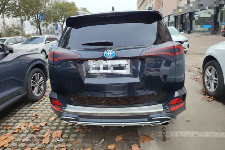 Used Toyota RAV4 2016 2.0L CVT Two-Wheel Drive Fashion Edition China V Standard