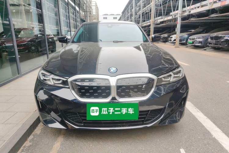 Used BMW i3 2022 eDrive 35 L Front