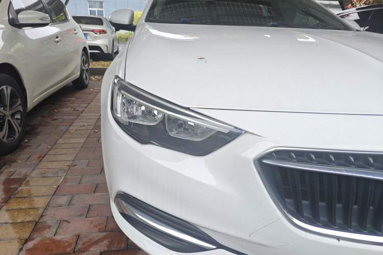 Used Buick Regal 2017 20T Elite Edition Right Front Headlight