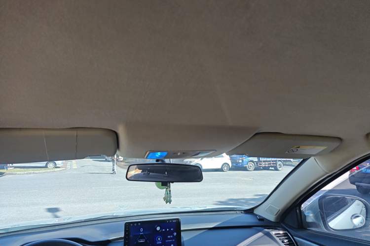 Used Dongfeng Fengon S560 2018 1.8L CVT Elite Model 5 Seats